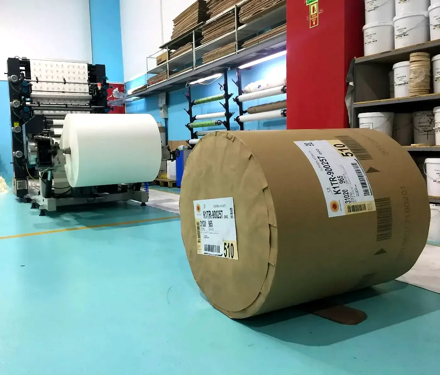 Food-safe kraft paperboard raw material rolls